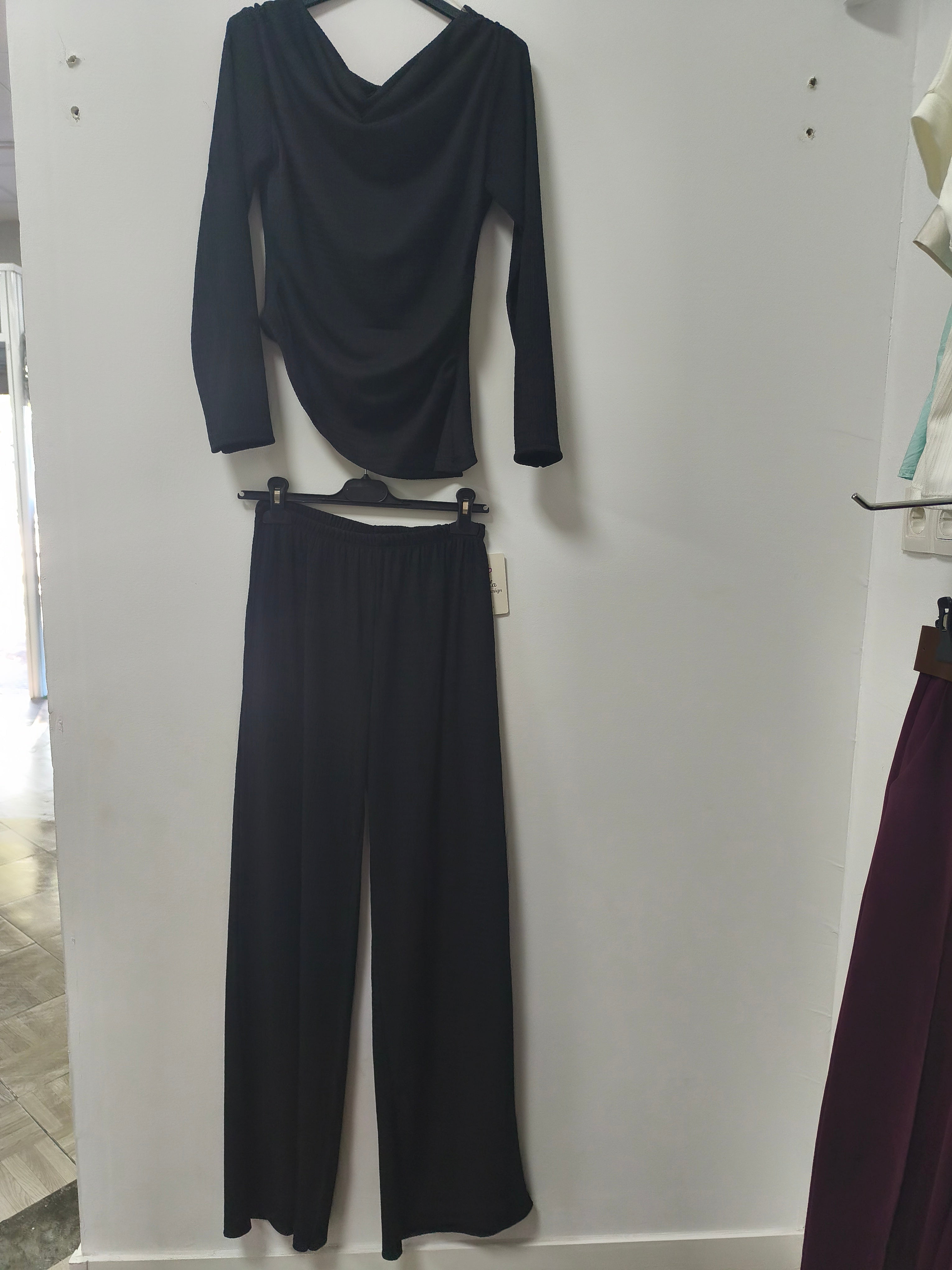 Conjunto punto poliéster con spandex