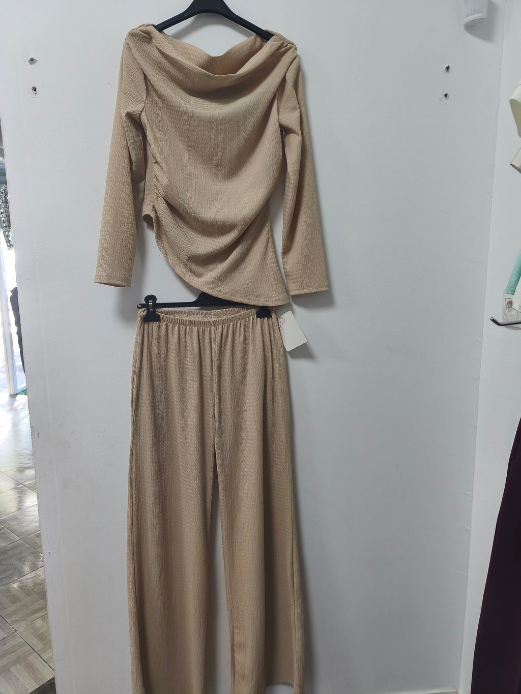 Conjunto punto poliéster con spandex